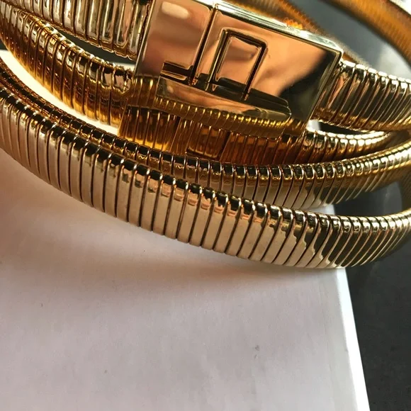 Elizabeth JEAN Erle Collar Yellow Gold - Picture 5 of 8